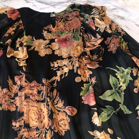 Collective Concepts Floral Ruffle Blouse size Small - Picture 4 of 6